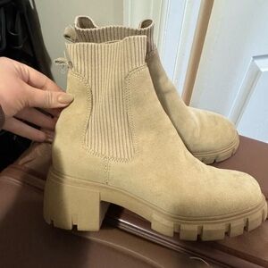 Steve Madden Hutch Boot Sand Suede Size 8